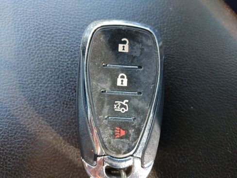 Used 2023 Chevrolet Malibu LS FWD image 32