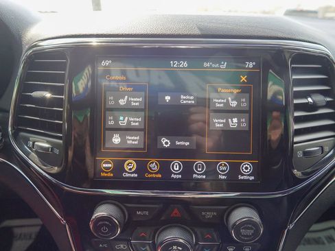 Used 2021 Jeep Grand Cherokee Limited w/ Luxury Group II image 27