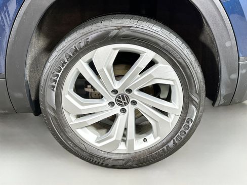 Used 2022 Volkswagen Atlas SE image 31