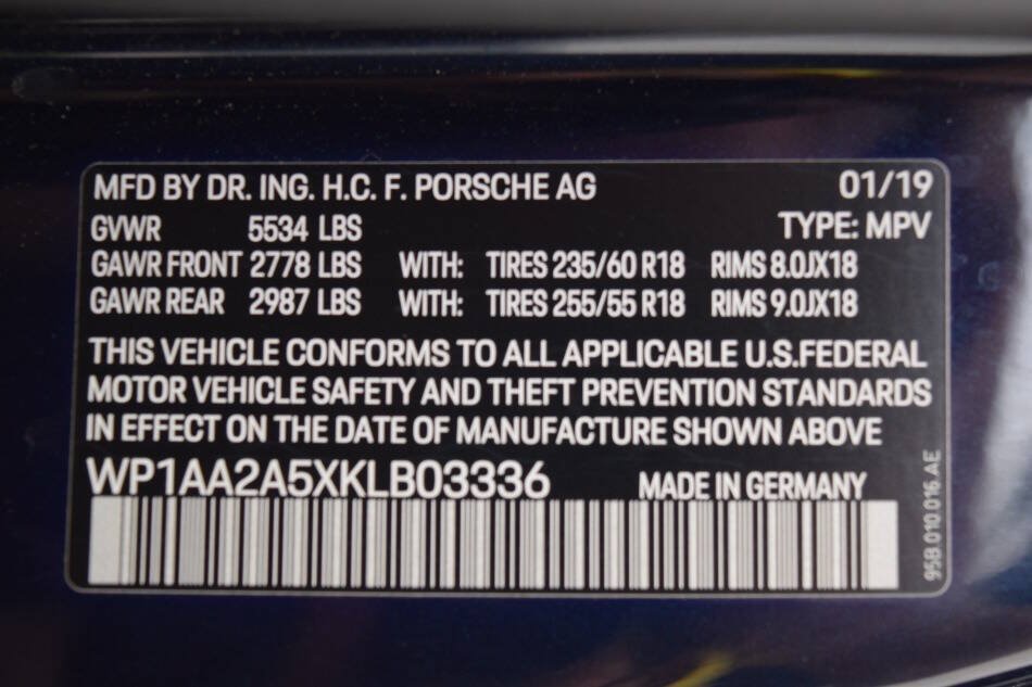 Used 2019 Porsche Macan AWD/4WD image 82