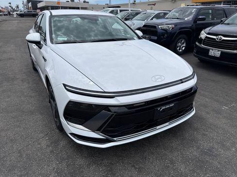 Used 2026 Hyundai Sonata SEL FWD image 6