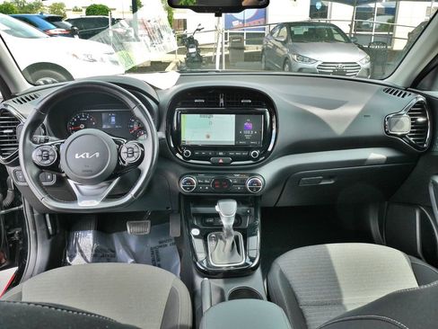 Used 2022 Kia Soul GT-Line FWD image 19