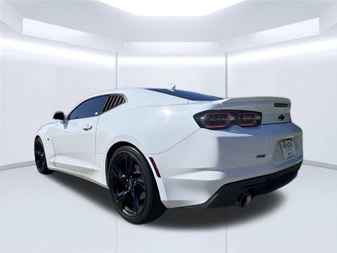 Used 2021 Chevrolet Camaro LT w/ RS Package RWD image 7