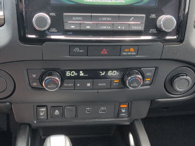 Used 2024 Nissan Frontier SV RWD image 19