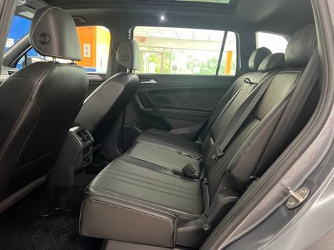 Used 2023 Volkswagen Tiguan SE R-Line FWD image 15