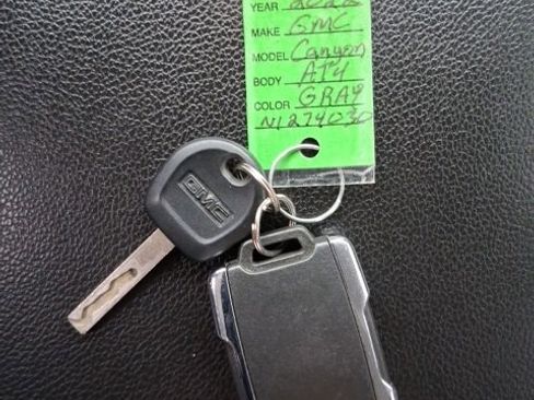Used 2022 GMC Canyon AT4 image 21