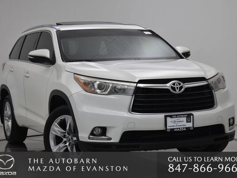 Used 2016 Toyota Highlander Limited image 1