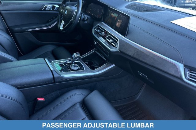 Used 2022 BMW X5 xDrive40i w/ Premium Package AWD/4WD image 18