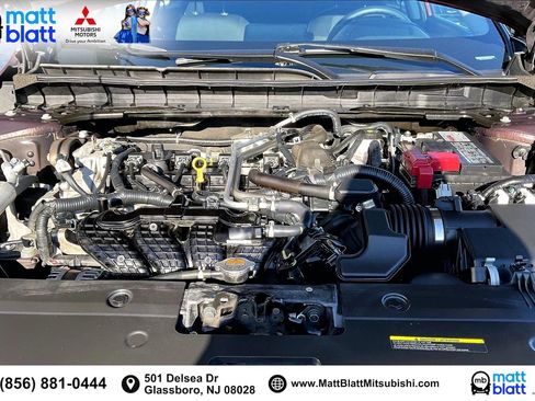 Used 2024 Nissan Altima 2.5 SV image 11