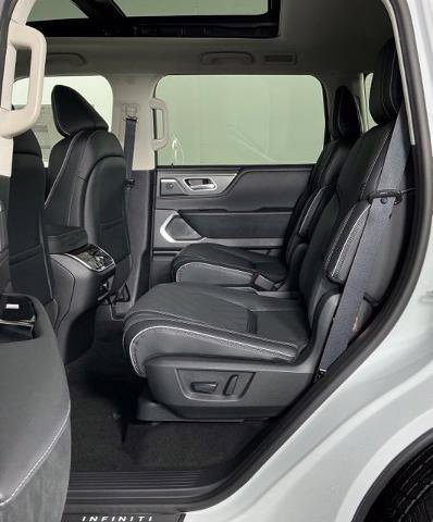 Certified 2026 INFINITI QX80 Luxe RWD image 19