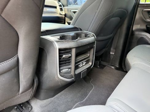 Used 2023 RAM 1500 Big Horn AWD/4WD image 30