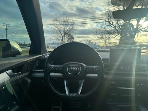 Used 2018 Audi SQ5 Premium Plus AWD/4WD image 18