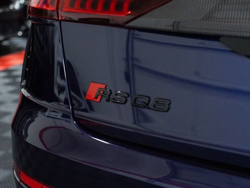 Used 2023 Audi RS Q8 AWD/4WD image 9