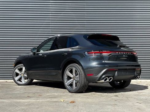 Certified 2026 Porsche Macan AWD/4WD image 3