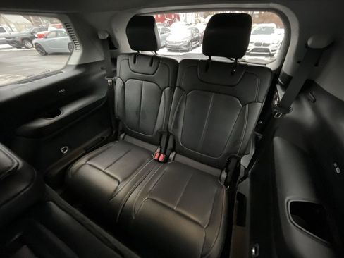 Used 2022 Jeep Grand Cherokee L Limited image 39