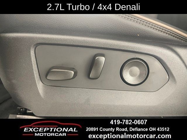 Used 2025 GMC Canyon Denali AWD/4WD image 34