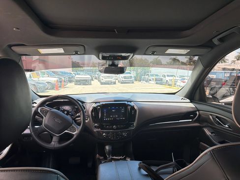 Used 2023 Chevrolet Traverse Premier w/ Redline Edition FWD image 29