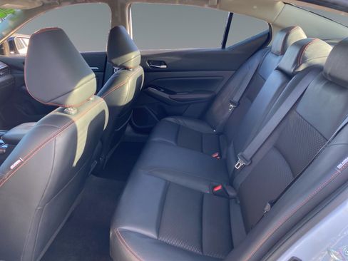 Used 2023 Nissan Altima 2.5 SR image 13