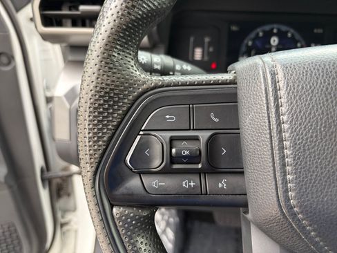 Used 2024 Toyota Tacoma SR5 AWD/4WD image 14