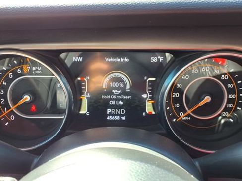 Used 2021 Jeep Wrangler Unlimited Sport S image 27