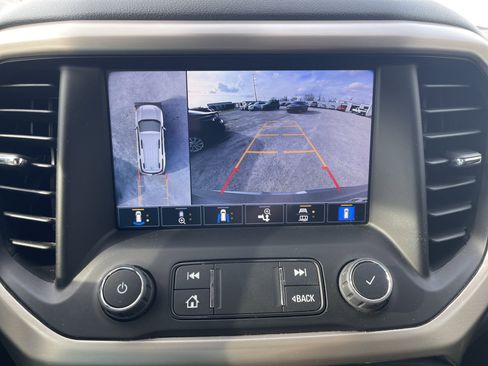 Used 2023 GMC Acadia Denali w/ Denali Ultimate Package image 25