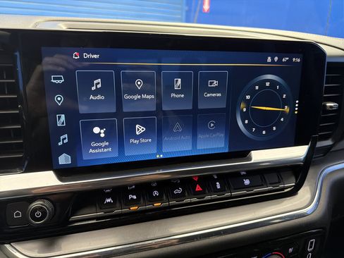 Used 2023 Chevrolet Silverado 1500 High Country w/ Technology Package image 21