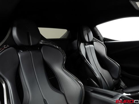 Used 2022 Ferrari 296 GTB RWD image 38