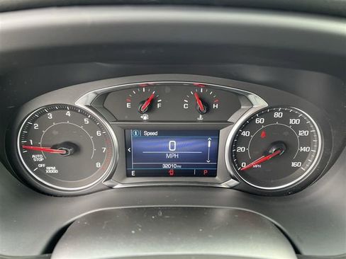 Certified 2023 GMC Acadia SLE w/ Driver Convenience Package image 13