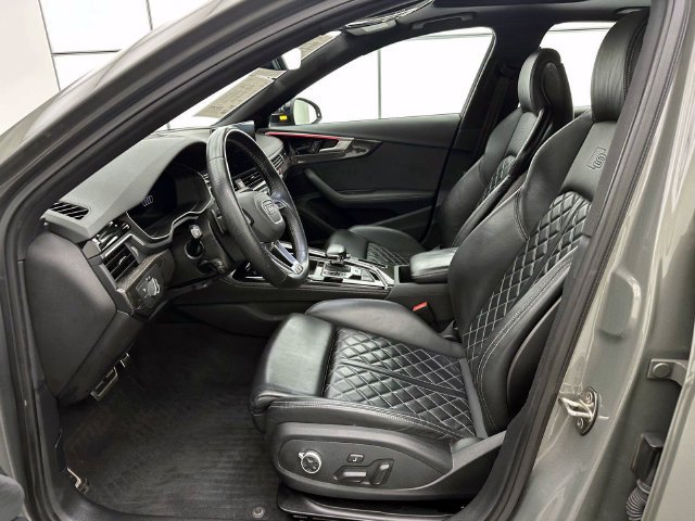 Used 2023 Audi S4 Premium Plus w/ Premium Plus Package AWD/4WD image 11