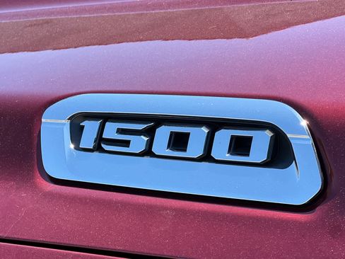 Used 2019 RAM 1500 Big Horn RWD image 31