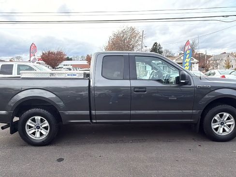 Used 2016 Ford F150 XLT w/ Equipment Group 301A Mid RWD image 9