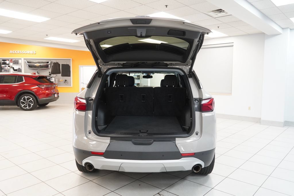 Used 2021 Chevrolet Blazer LT FWD image 9