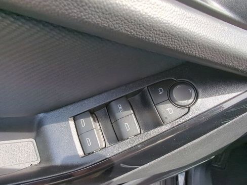 Used 2026 Chevrolet Equinox LT AWD/4WD image 27