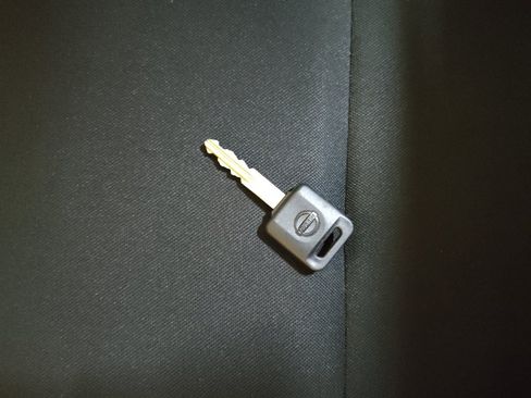 Used 2025 Nissan Versa S image 32