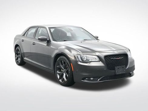 Used 2023 Chrysler 300 S image 3