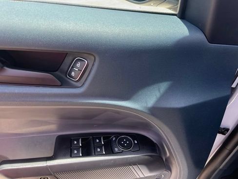 Used 2025 Ford Maverick XL FWD image 11
