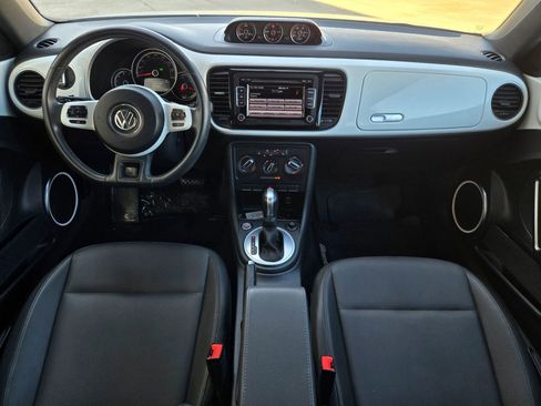 Used 2015 Volkswagen Beetle TDI FWD image 24