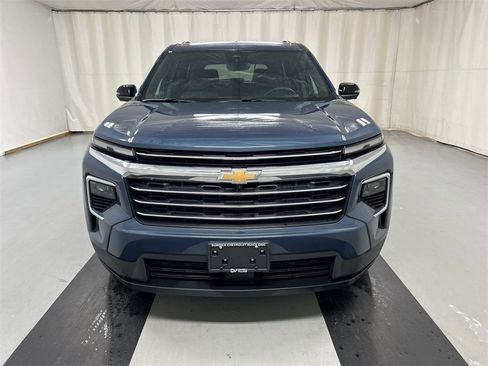 New 2026 Chevrolet Traverse LT w/ Driver Confidence Package image 3