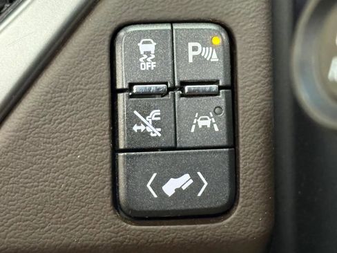 Used 2017 Chevrolet Tahoe Premier image 37