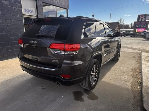 Used 2018 Jeep Grand Cherokee Limited image 8