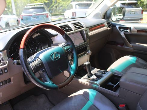 Used 2013 Lexus GX 460 w/ Comfort Plus Pkg AWD/4WD image 23