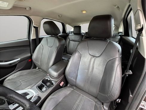 Used 2013 Ford Focus SE FWD image 14