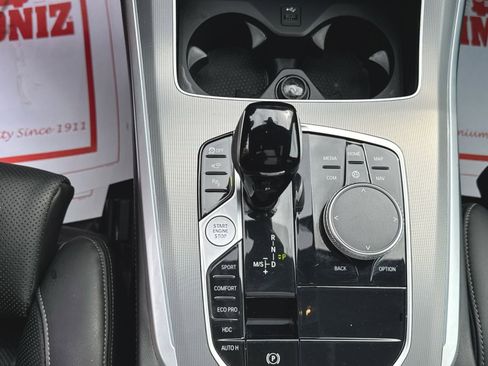 Used 2023 BMW X5 xDrive40i w/ M Sport Package image 23