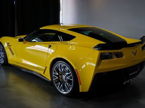 Used 2017 Chevrolet Corvette Z06 RWD image 52