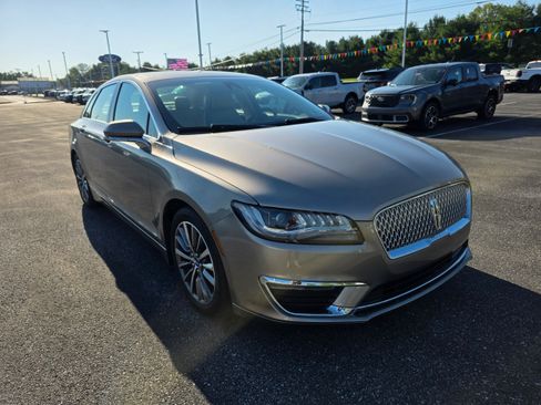 Used 2019 Lincoln MKZ Reserve AWD/4WD image 7