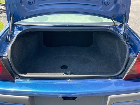 Used 2003 Chevrolet Impala FWD image 17