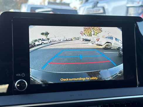 New 2026 Toyota Prius SE image 21