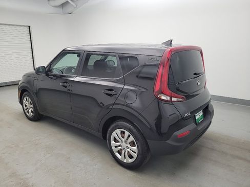Used 2021 Kia Soul LX FWD image 3