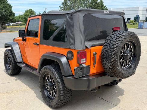 Used 2012 Jeep Wrangler Rubicon w/ PWR Convenience Group AWD/4WD image 5