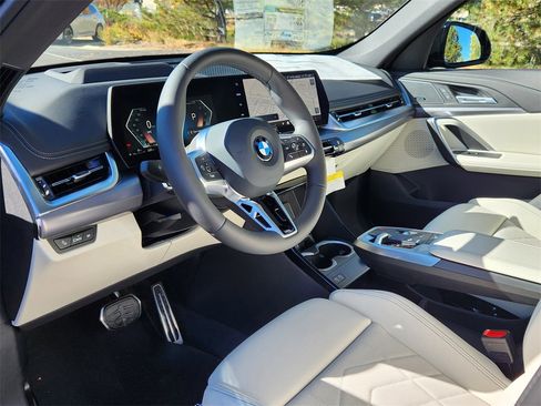 New 2026 BMW X1 xDrive28i image 9